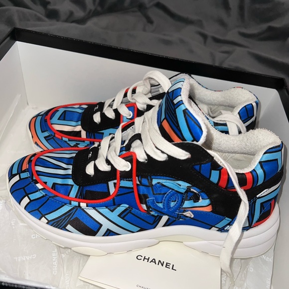Chanel Sneakers - Picture 4 of 7